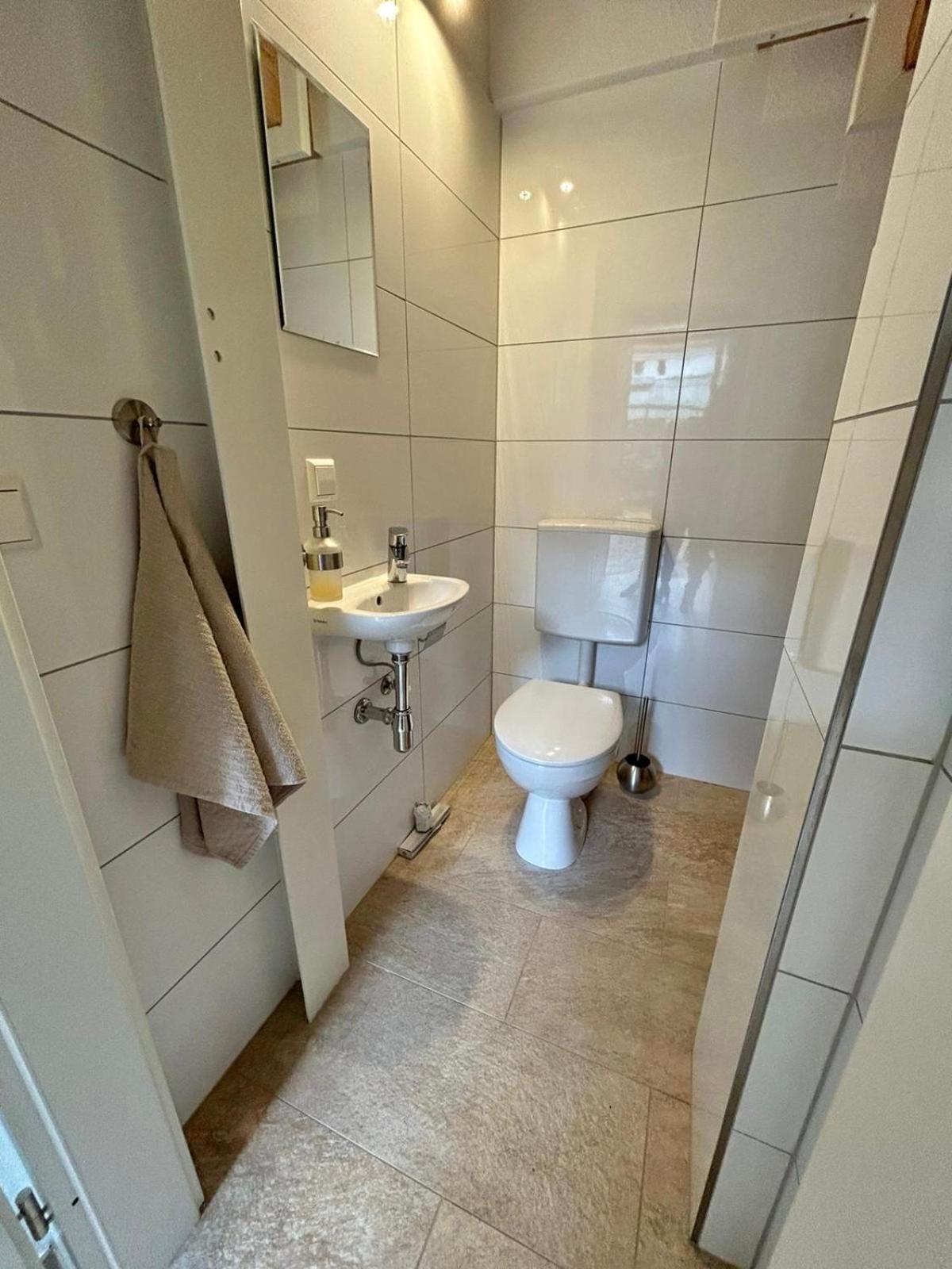 Exklusives Haus, Ruhig Gelegen Im Innenhof, Zentral, Lichtdurchflutet Zustellbett,Babybett Bei Bedarf Karlsruhe Exterior foto