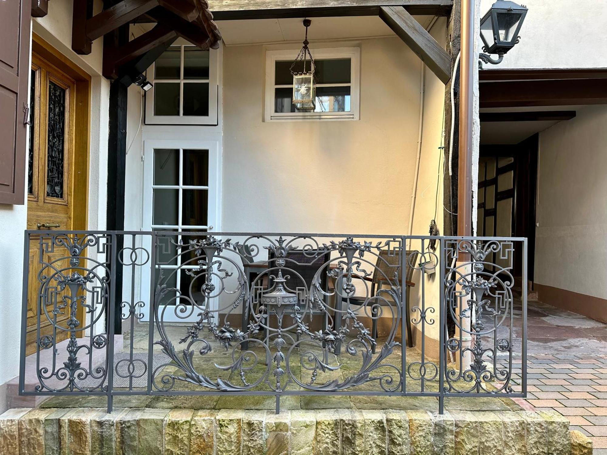 Exklusives Haus, Ruhig Gelegen Im Innenhof, Zentral, Lichtdurchflutet Zustellbett,Babybett Bei Bedarf Karlsruhe Exterior foto